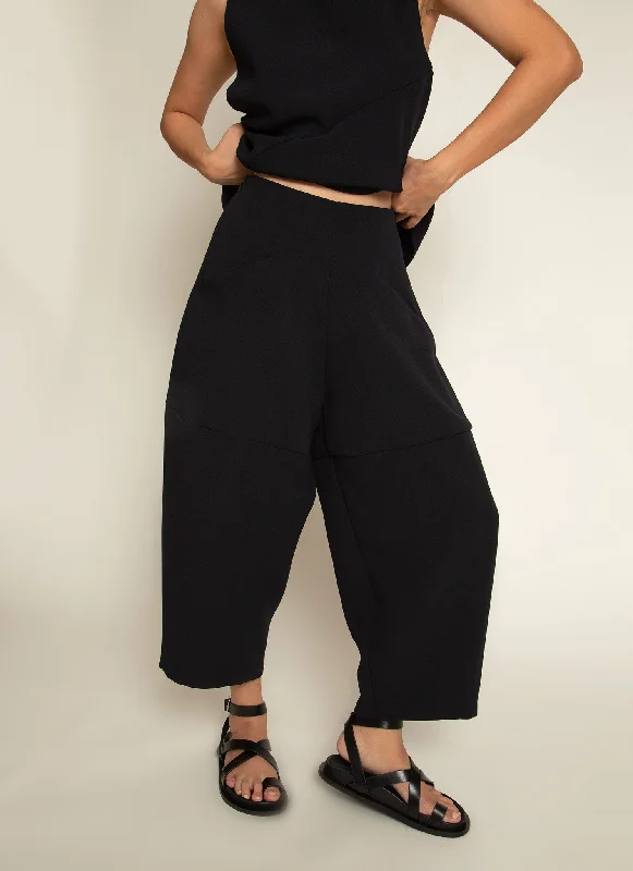 Cachuabi Tomato Tapered Billow Pocket Pant in Black Blue