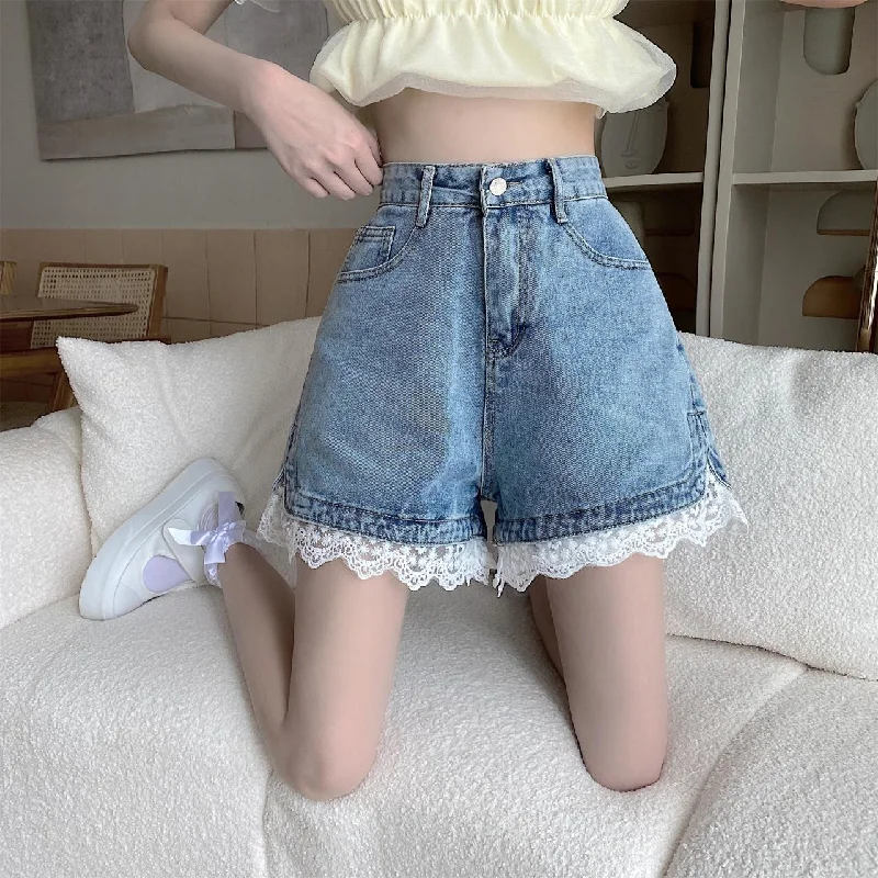 Cute denim shorts     S350